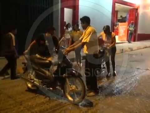 Derrame de aceite ocasiona más de 10 accidentes en en Tarapoto Derrame de aceite ocasiona más de 10 accidentes en en Tarapoto