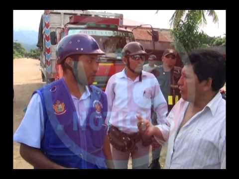 Intervienen a camioneros por estacionarse en zona prohibida Intervienen a camioneros por estacionarse en zona prohibida