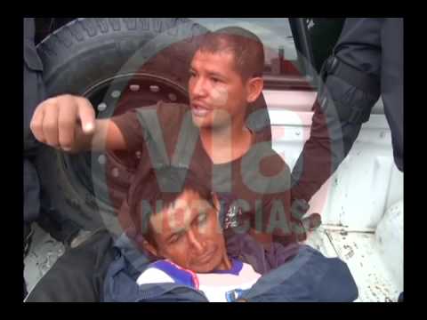 Policías del 105 auxilian a alcohólico delicado de salud Policías del 105 auxilian a alcohólico delicado de salud