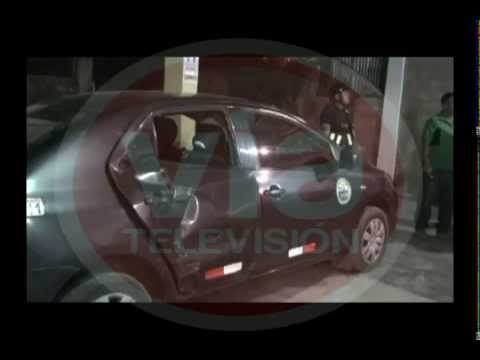 Dos heridos tras choque de auto con motocar en vía de evitamiento Dos heridos tras choque de auto con motocar en vía de evitamiento