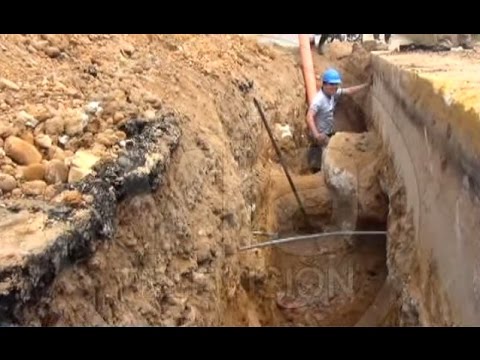 Colapsa sistema de desagüe del jirón recreo Colapsa sistema de desagüe del jirón recreo