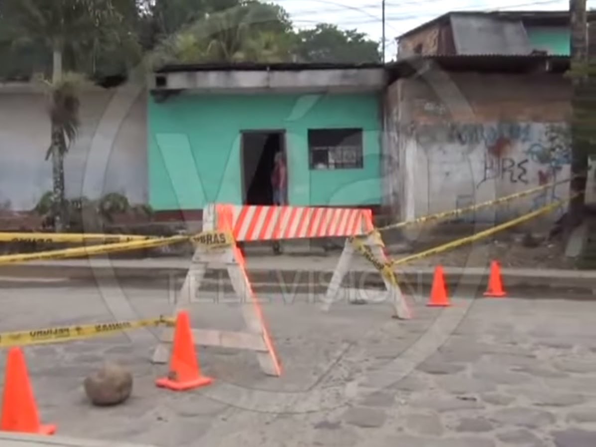 Cierran temporalmente vía que conduce a La Banda de Shilcayo Cierran temporalmente vía que conduce a La Banda de Shilcayo