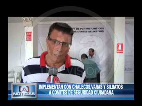 Implementan con chalecos, varas y silbatos a comités de seguridad ciudadana Implementan con chalecos, varas y silbatos a comités de seguridad ciudadana