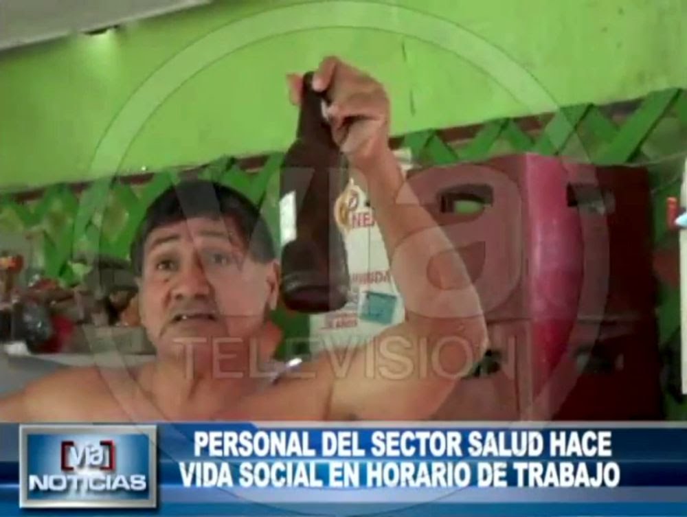 Personal del sector salud hace vida social en horario de trabajo Personal del sector salud hace vida social en horario de trabajo