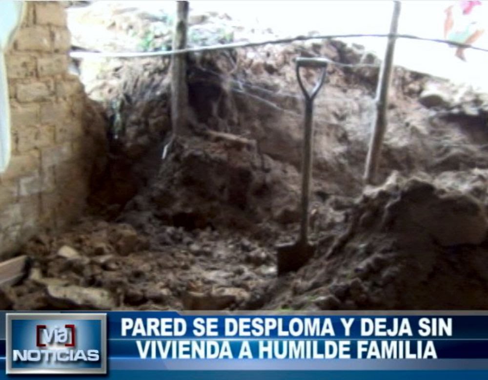 Pared se desploma y deja sin vivienda a madre e hijos Pared se desploma y deja sin vivienda a madre e hijos