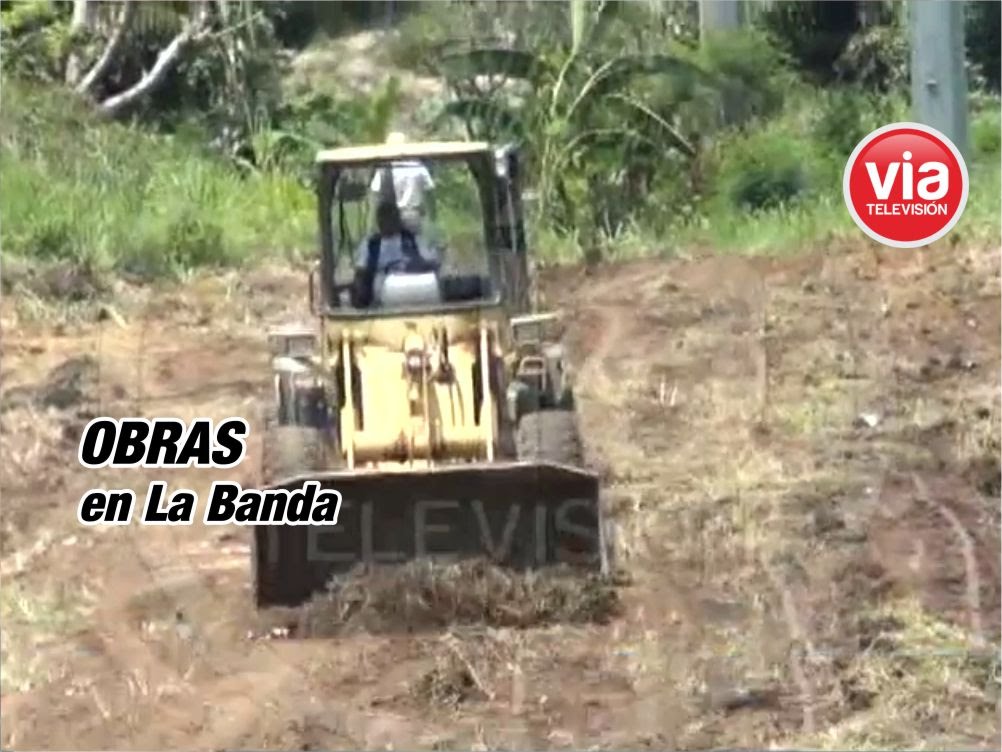 Realizan mejora de vía en calle abandonada de La Banda Realizan mejora de vía en calle abandonada de La Banda