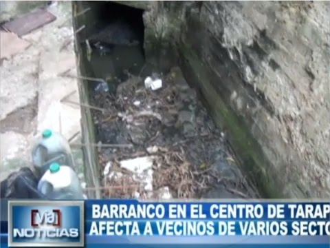 Barranco en el centro de Tarapoto afecta a vecinos de varios sectores Barranco en el centro de Tarapoto afecta a vecinos de varios sectores