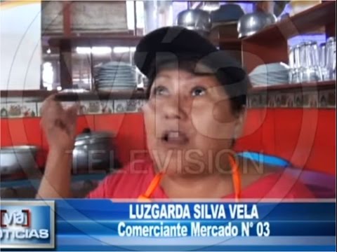 Canaleta mal instalada causa malestar en comerciantes del mercado tres Canaleta mal instalada causa malestar en comerciantes del mercado tres