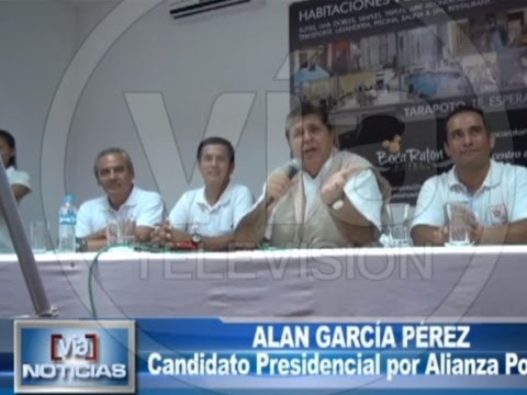 Alan García reconoce en Tarapoto que Alfredo Barnechea fue aprista