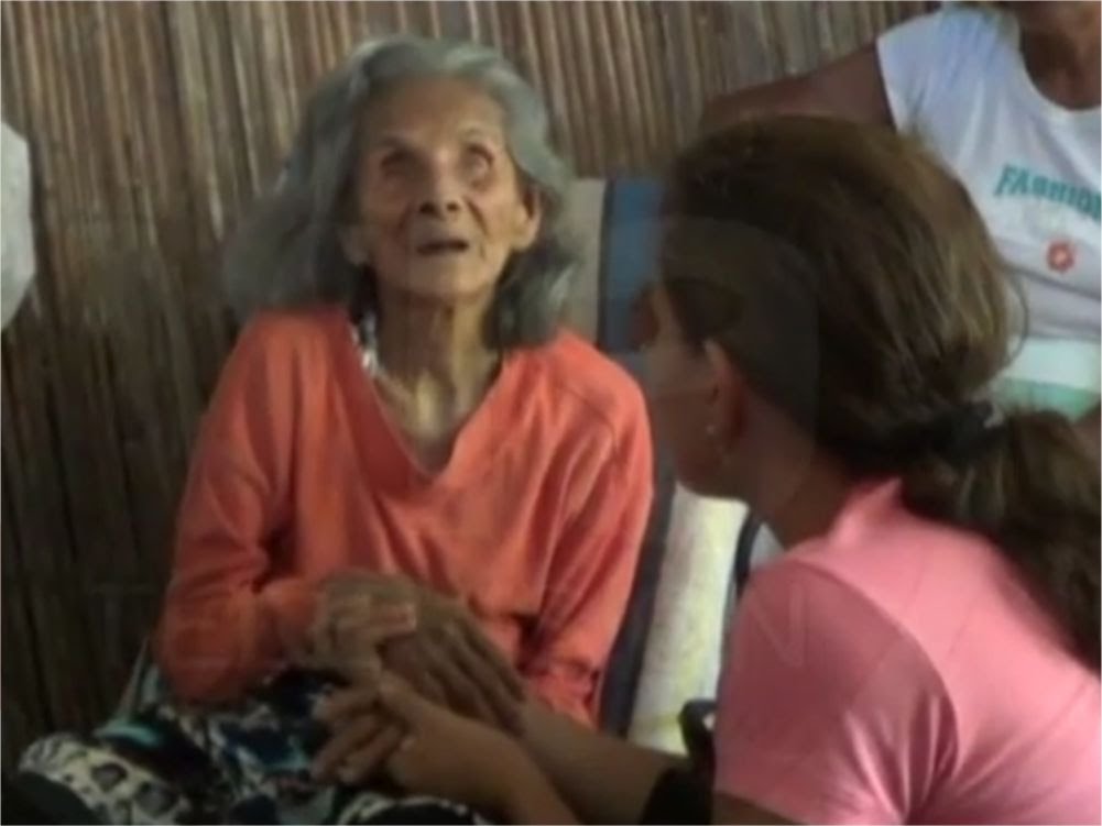 Anciana con discapacidad visual que fue abandonada por sus hijos recibe apoyo Anciana con discapacidad visual que fue abandonada por sus hijos recibe apoyo