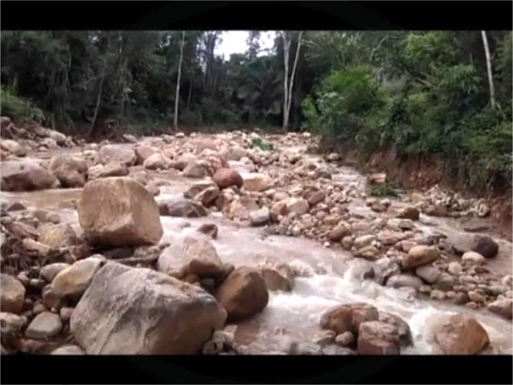 El Dorado: Deslizamiento de lodo afecta sistema de captación de agua El Dorado: Deslizamiento de lodo afecta sistema de captación de agua