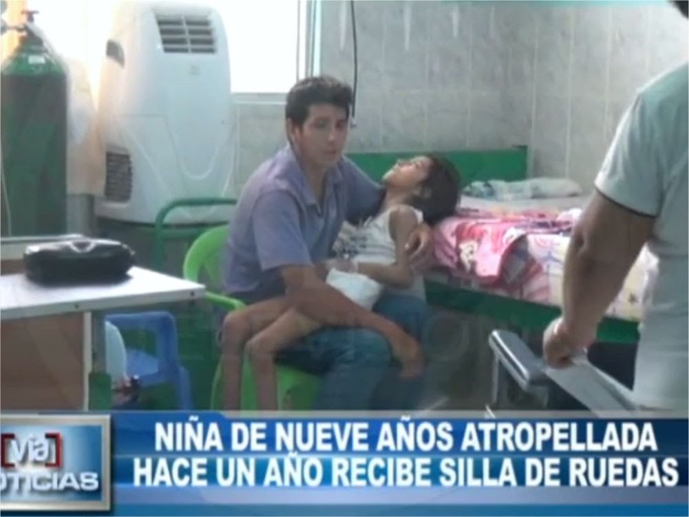Niña de nueve años atropellada hace un año recibe silla de ruedas Niña de nueve años atropellada hace un año recibe silla de ruedas