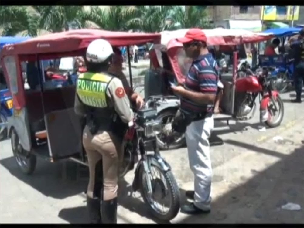 Tarapoto: Realizan operativos para exigir habilitaciones vehiculares Tarapoto: Realizan operativos para exigir habilitaciones vehiculares