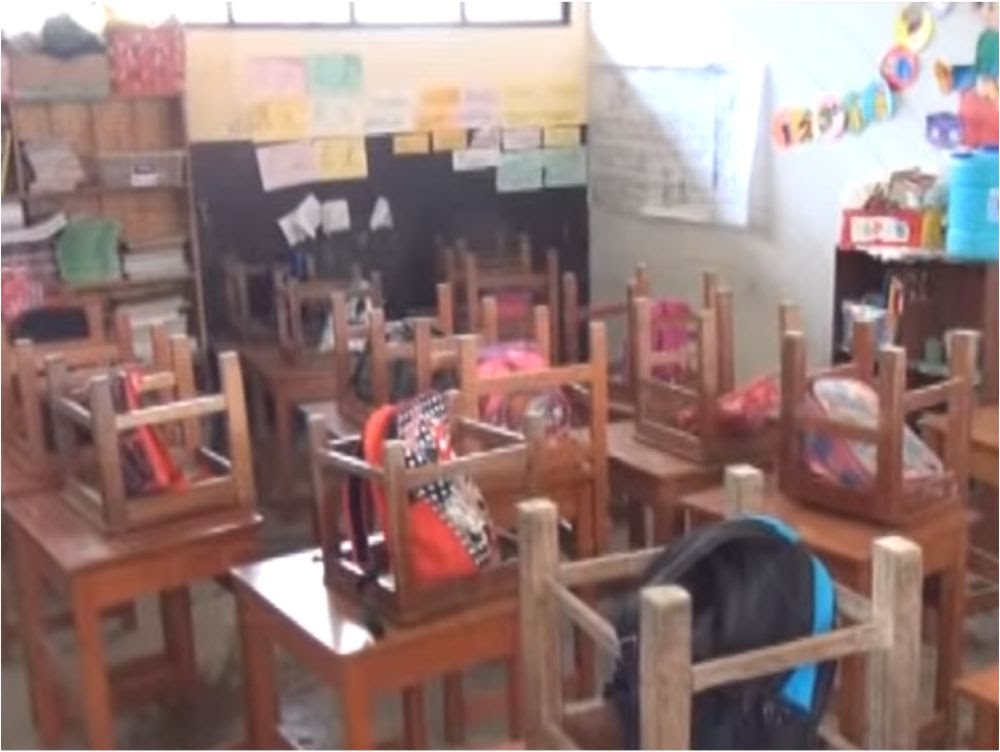 Alumnos del colegio LUCADAR estudian en aulas reducidas