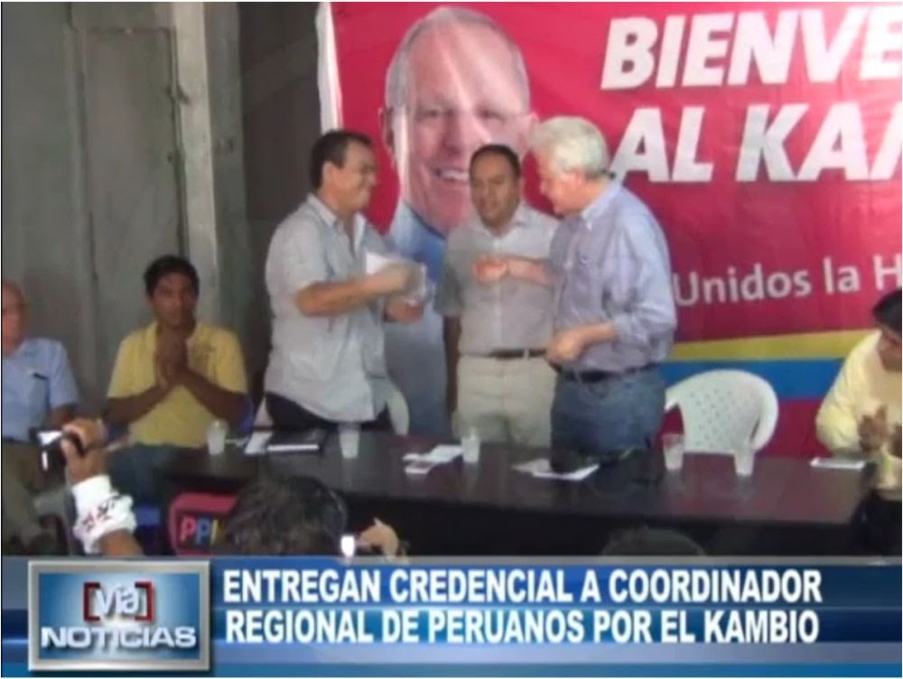 Entregan credencial a coordinador regional de Peruanos por el Kambio Entregan credencial a coordinador regional de Peruanos por el Kambio
