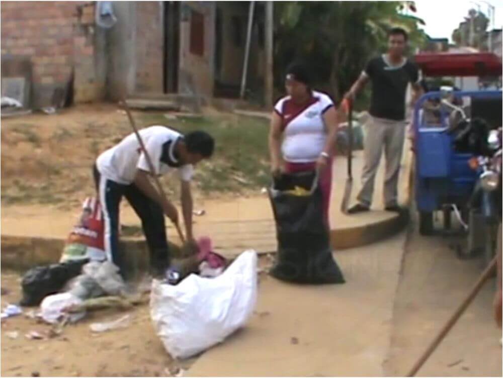 Trabajadores municipales realizan  jornada de limpieza en La Banda
