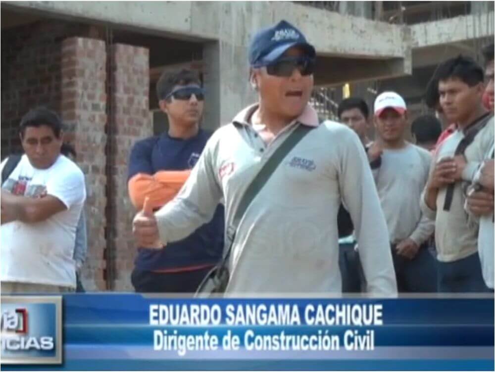 Por falta de pago obreros de construcción civil paralizan obra en la UNSM Por falta de pago obreros de construcción civil paralizan obra en la UNSM