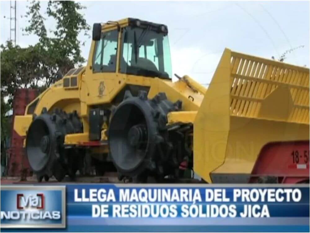 Llega maquinaria del proyecto de residuos sólidos JICA Llega maquinaria del proyecto de residuos sólidos JICA