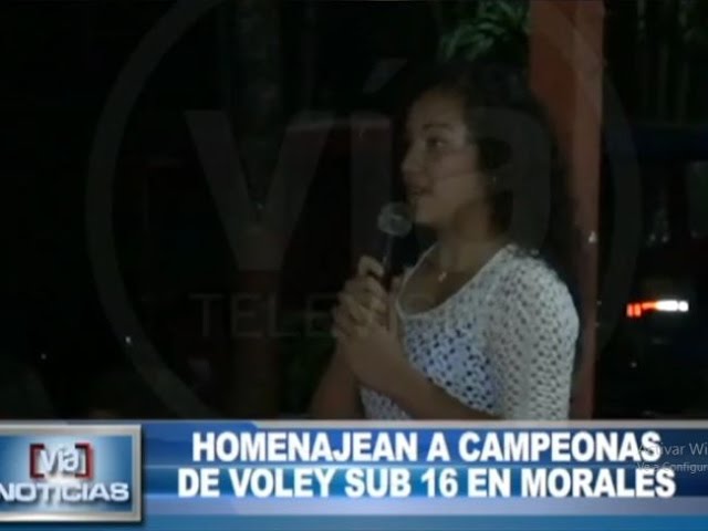 Homenajean a campeonas de vóley sub 16 en Morales