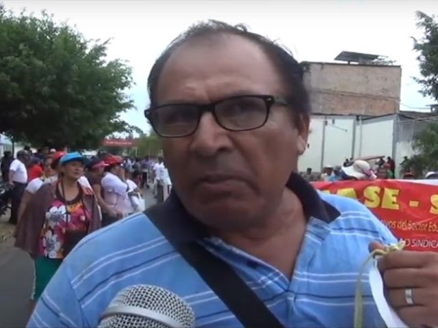 Tarapoto: trabajadores de entidades regionales acatan 10 días de huelga Tarapoto: trabajadores de entidades regionales acatan 10 días de huelga