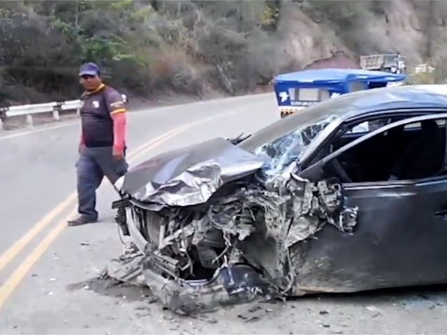 Tres personas resultan heridas tras choque de auto con volquete Tres personas resultan heridas tras choque de auto con volquete