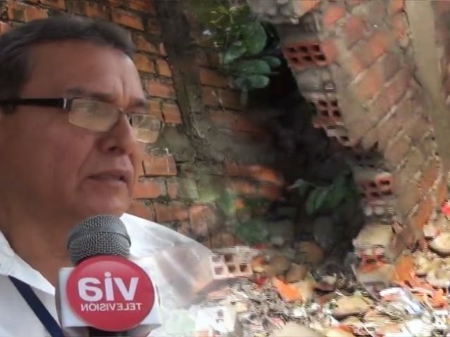 Colapso de cerco perimétrico de la I.E CADELA preocupa a población educativa Colapso de cerco perimétrico de la I.E CADELA preocupa a población educativa