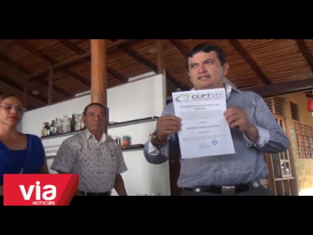 Entregan credenciales a nueva junta directiva de la Cámara de Comercio Entregan credenciales a nueva junta directiva de la Cámara de Comercio