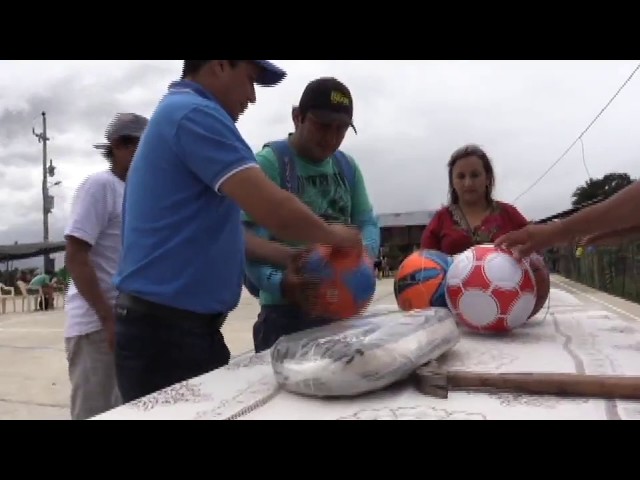 Inauguran losa deportiva en comunidad nativa Alto Chontal en Lamas