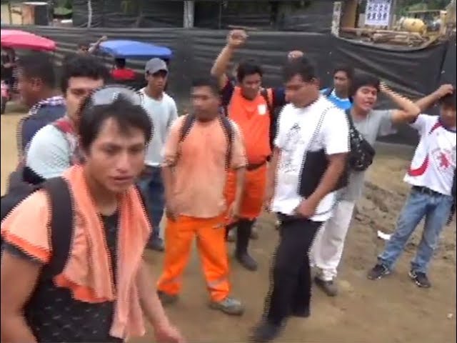 Obreros protestan por presunto despido de sindicalistas del polideportivo Obreros protestan por presunto despido de sindicalistas del polideportivo