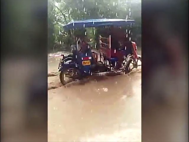 Torrencial lluvia inunda viviendas en Tarapoto y Morales