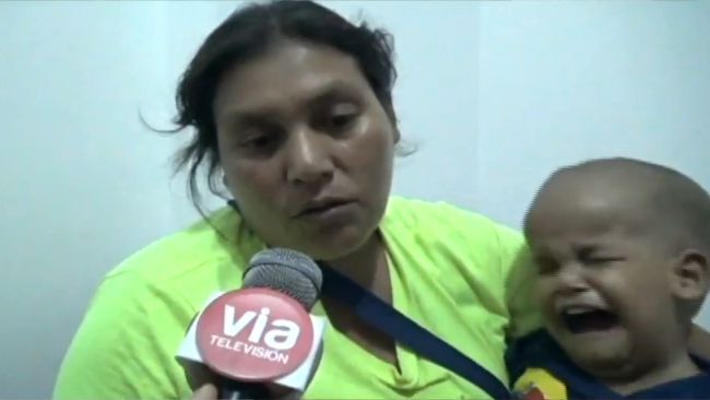 Niño con tumor en la cabeza requiere ayuda urgente Niño con tumor en la cabeza requiere ayuda urgente