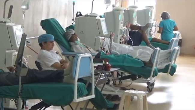 Pacientes llegan tarde a su cita médica al no permitir su pase en carreteras Pacientes llegan tarde a su cita médica al no permitir su pase en carreteras