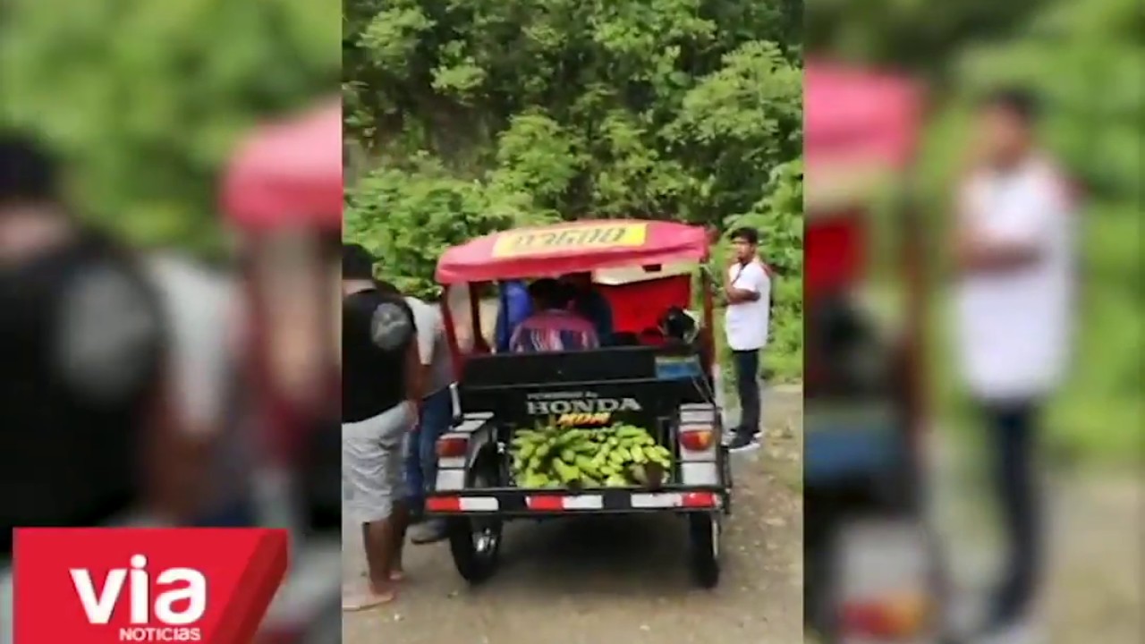 Creciente de quebrada impide pase vehicular en tramo Shapaja Chazuta Creciente de quebrada impide pase vehicular en tramo Shapaja Chazuta