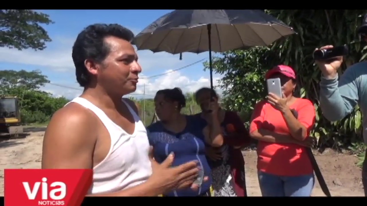 Moradores de Santa Elena no permiten extracción de material agregado