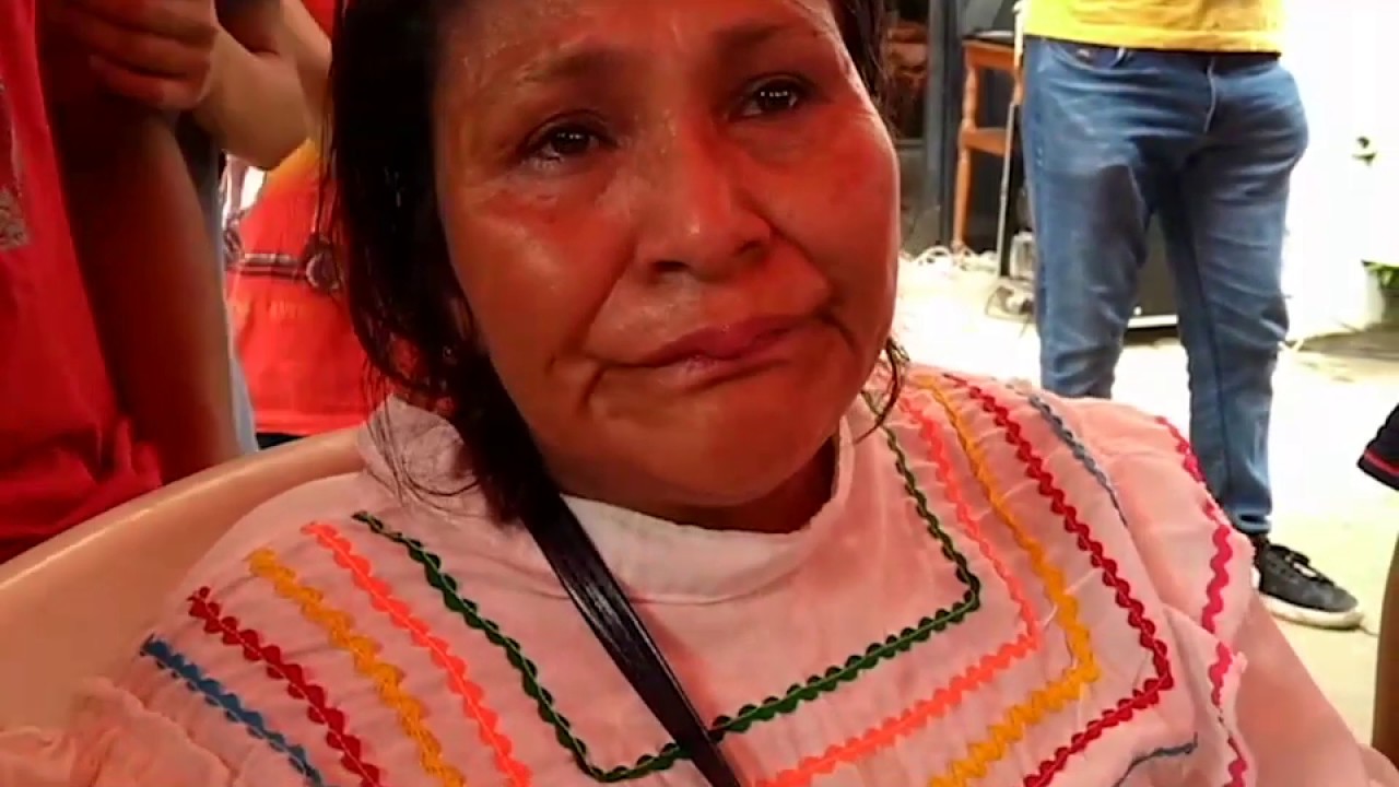 Yacutera se desmaya al recibir mala noticia durante tradicional concurso Yacutera se desmaya al recibir mala noticia durante tradicional concurso