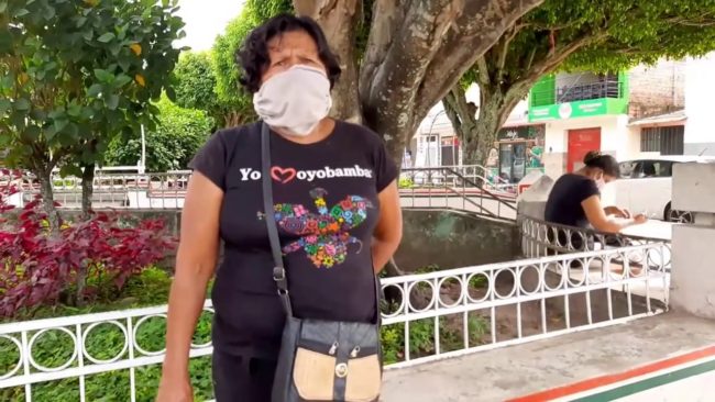 Mujer sin trabajo recibe ayuda para su nieto con parálisis Mujer sin trabajo recibe ayuda para su nieto con parálisis
