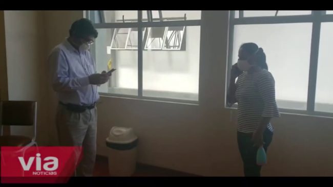 Tarapoto: impiden ingreso de congresistas al auditorio del Hospital II-2 Tarapoto: impiden ingreso de congresistas al auditorio del Hospital II-2
