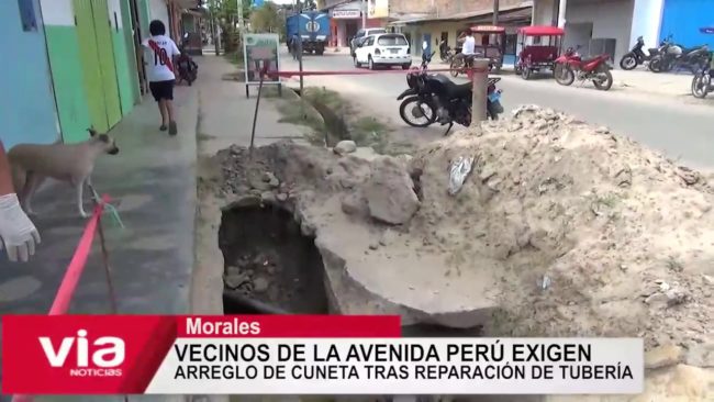 Vecinos de la Av. Perú exigen arregla de cuneta tras reparación de tubería Vecinos de la Av. Perú exigen arregla de cuneta tras reparación de tubería