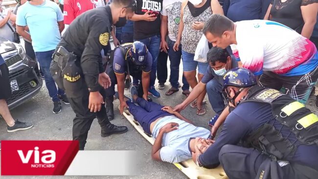 Familiares de mototaxista accidentado demandan ayuda de conductor de camioneta Familiares de mototaxista accidentado demandan ayuda de conductor de camioneta