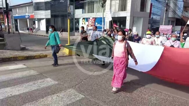 Pobladores de Chazuta y autoridades exigen mantenimiento de carretera Pobladores de Chazuta y autoridades exigen mantenimiento de carretera