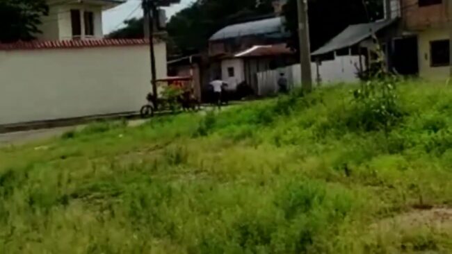 Frustrado asalto fue registrado en video por vecinos de Bernabé Guridi Frustrado asalto fue registrado en video por vecinos de Bernabé Guridi