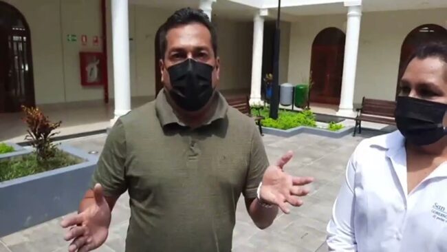 Pedro Bogarín responde sobre compra de tomógrafo presuntamente sobrevalorado Pedro Bogarín responde sobre compra de tomógrafo presuntamente sobrevalorado