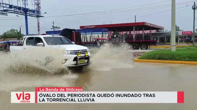 Óvalo del Periodista quedó inundado tras la torrencial lluvia Óvalo del Periodista quedó inundado tras la torrencial lluvia