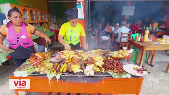 En el día de San Pedro y San Pablo cientos de personas se desplazaron a San Pedro de Cumbaza En el día de San Pedro y San Pablo cientos de personas se desplazaron a San Pedro de Cumbaza