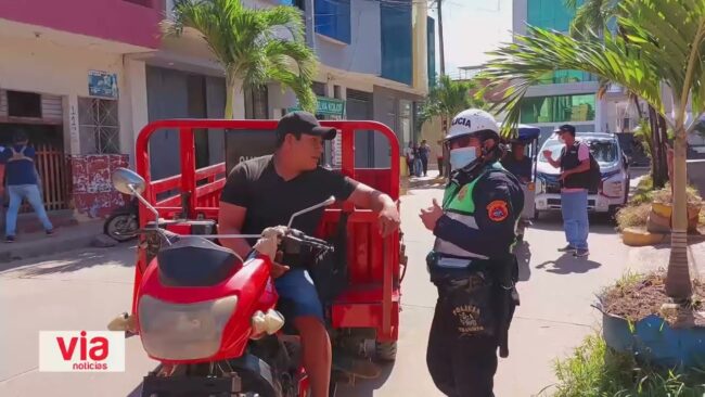 Intensifican operativos contra mototaxistas informales Intensifican operativos contra mototaxistas informales