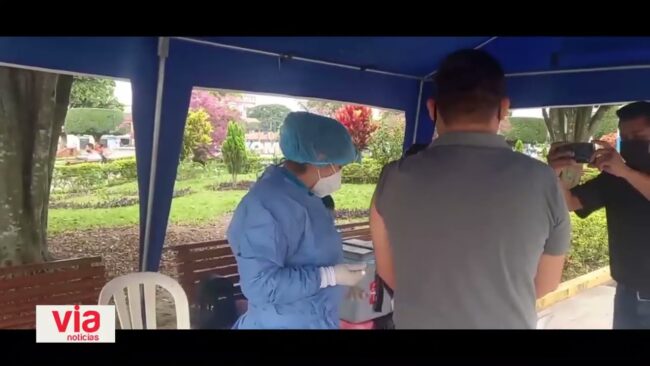 A pesar de reducción de personal Covid continúa vacunación en la Provincia de San Martín
