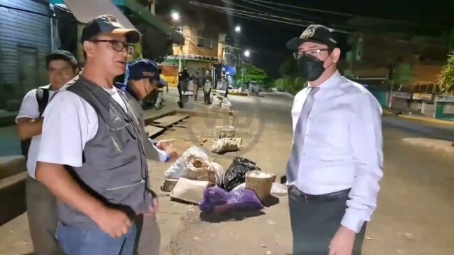 Inician operativo para erradicar comercio ambulatorio en barrio Comercio Inician operativo para erradicar comercio ambulatorio en barrio Comercio