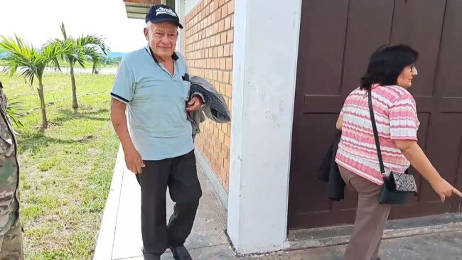 Familiares de bombero Ángel Torres viajaron  a Lima en vuelo humanitario del gobierno
