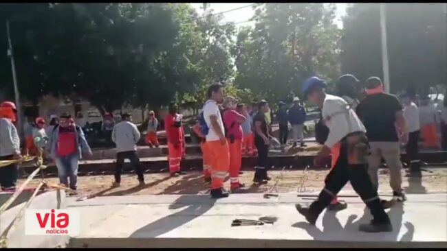 Manifestantes intentan paralizar una obra de pavimentación en el distrito de Morales