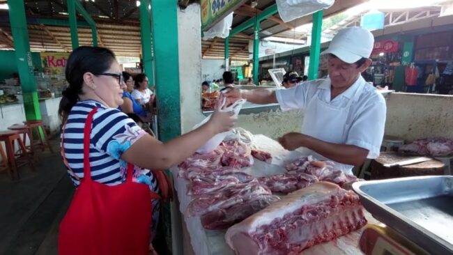 Precios de productos alimenticios en el mercado bandino continúan elevados Precios de productos alimenticios en el mercado bandino continúan elevados